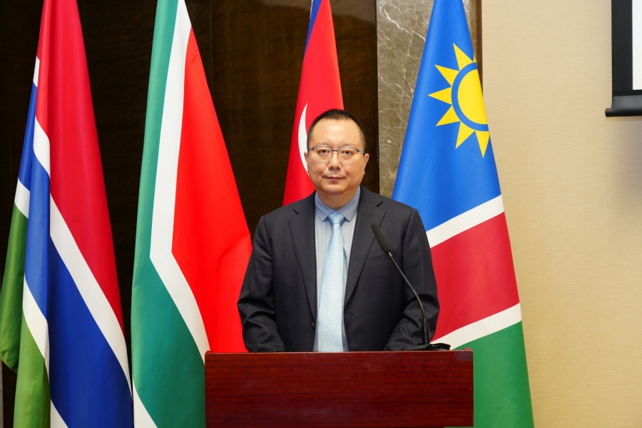 图片3900.jpg 图片3900.jpg